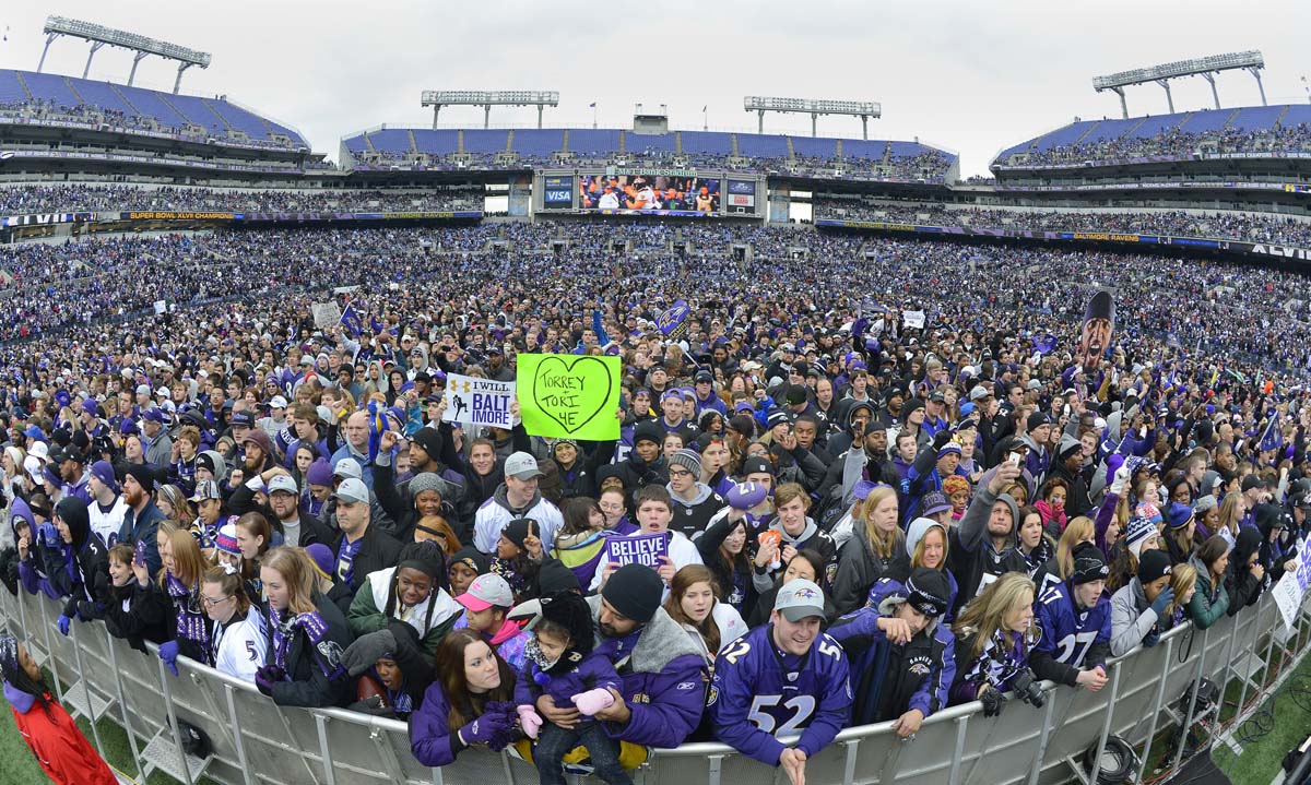 Ravens Super Bowl parade 2013: One Steelers fan makes the trip  and is  told to go home 