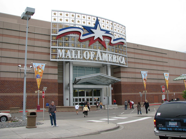 mall-of-america-five-5-places-packers-fans-should-avoid