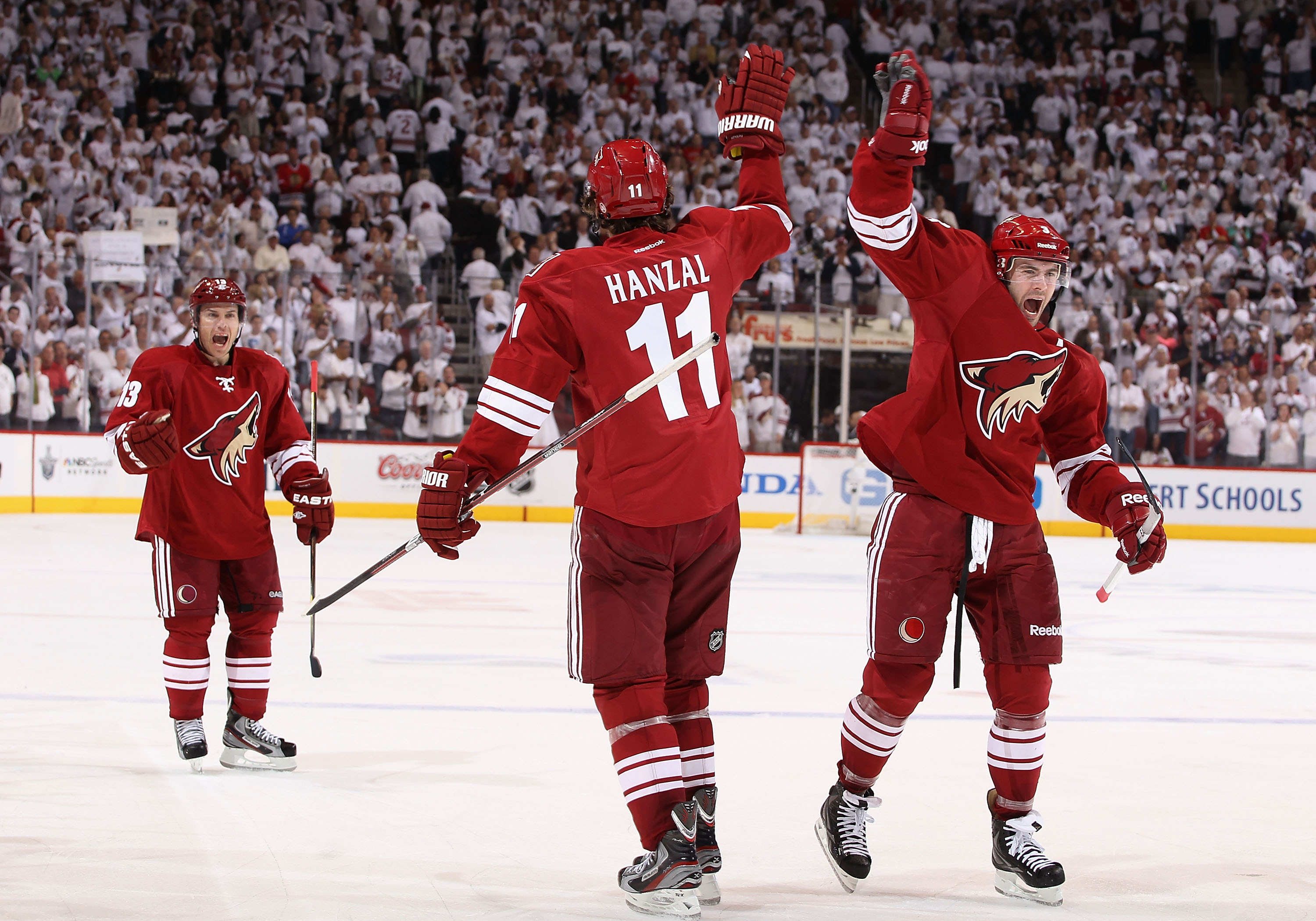 phoenix coyotes jersey history