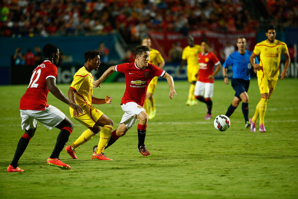 http://topbet.eu/news/wp-content/uploads/2014/08/Ander+Herrera+Liverpool+v+Manchester+United+XPOxF53ikkkl.jpg