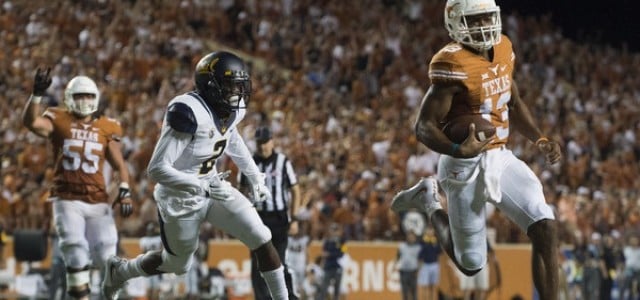 Texas Longhorns vs. TCU Horned Frogs Predictions, Picks, Odds, and NCAA Football Betting Preview – October 3, 2015