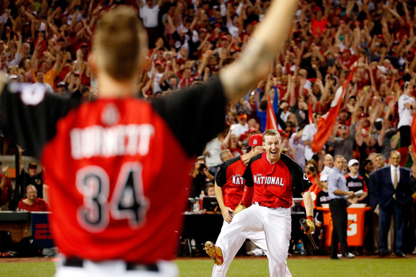 Todd Frazier celebrates after winning the 2015 Home Run Derby