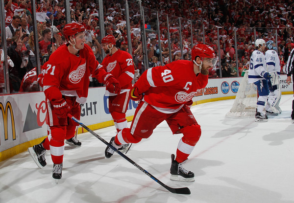 Henrik Zetterberg after scoring a goal