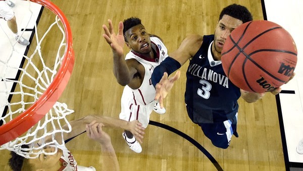 Josh Hart goes for a layup