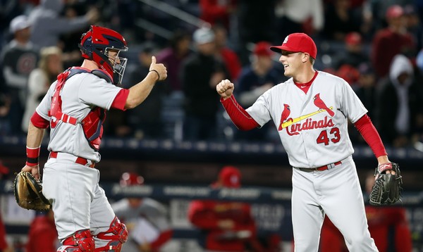 MLB STL Cardinals Eric Fryer thumbs up