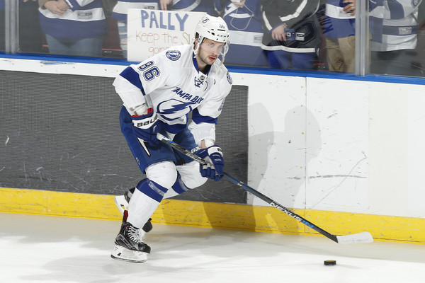 Nikita Kucherov controls the puck