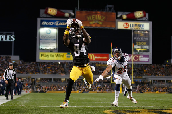 Antonio Brown catches a touchdown