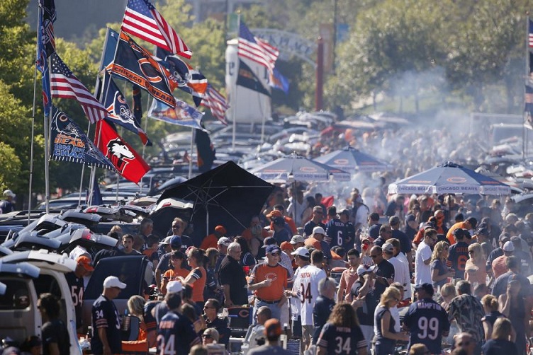 Top 10 Best NFL Tailgating Spots, Cities and Parties
